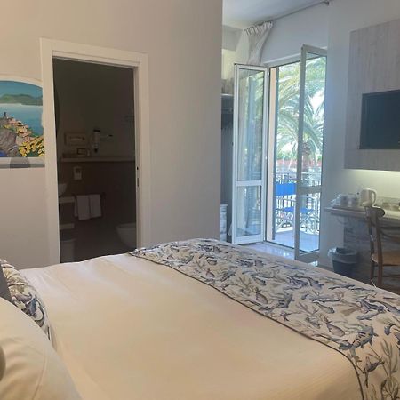 Piccolo Hotel Moneglia Buitenkant foto