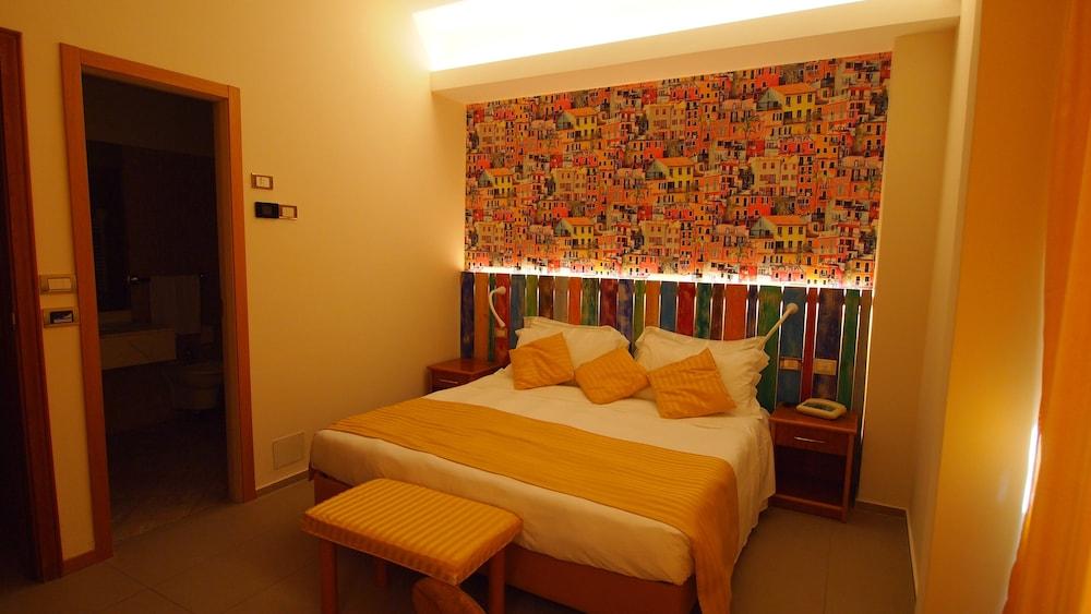 Piccolo Hotel Moneglia Buitenkant foto