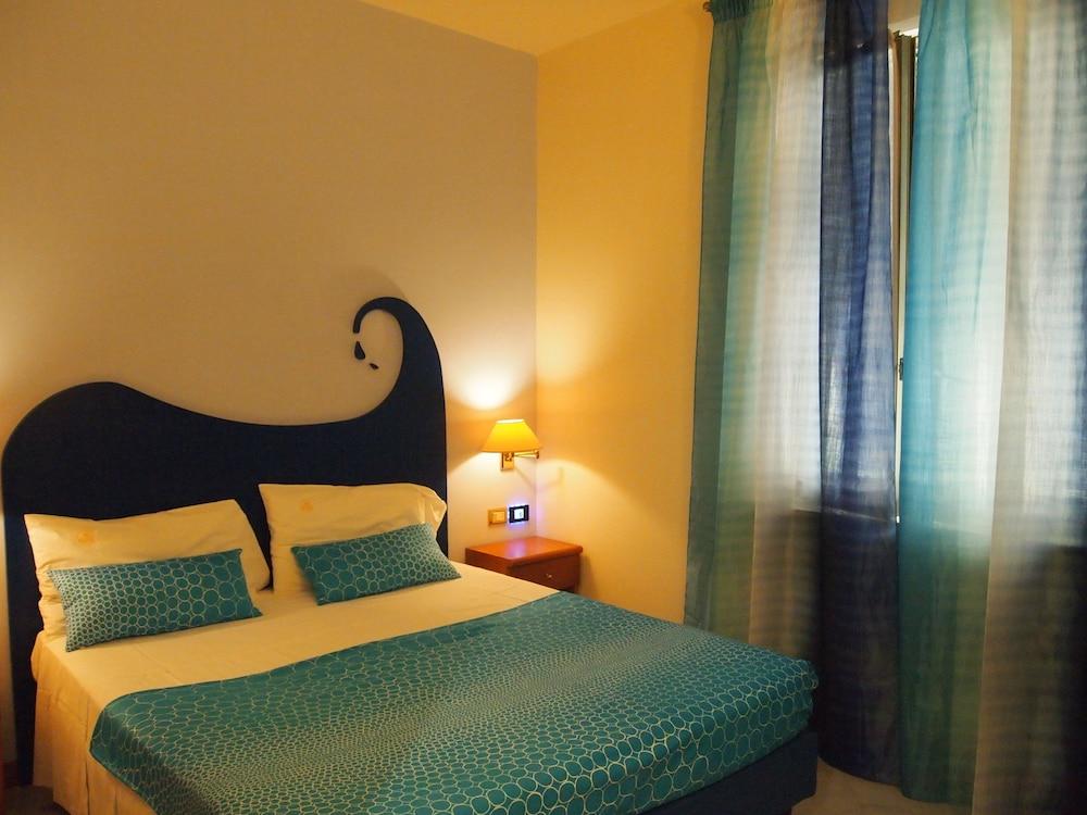 Piccolo Hotel Moneglia Buitenkant foto
