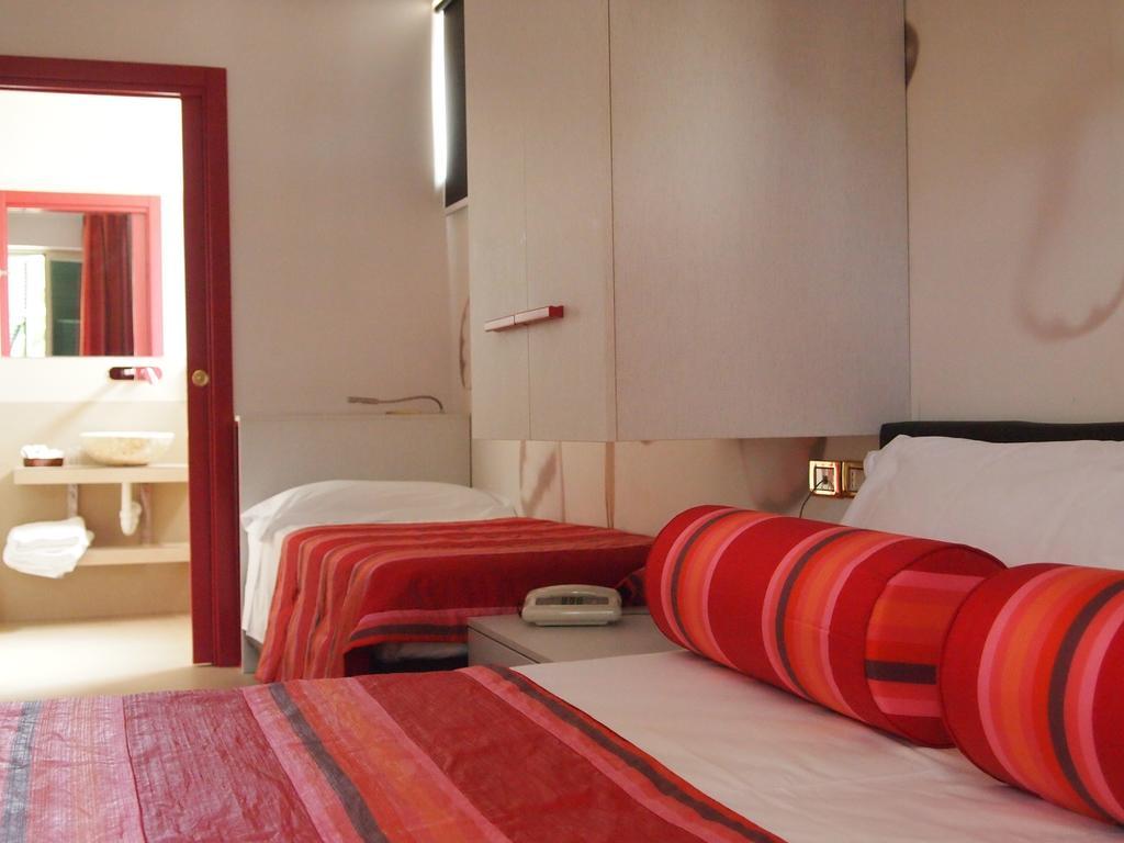 Piccolo Hotel Moneglia Buitenkant foto
